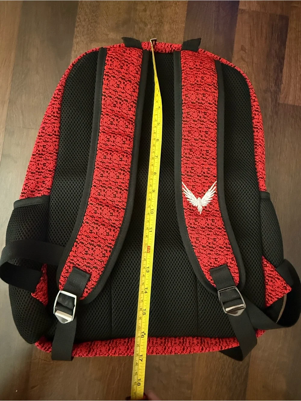 Maverick nwot logan